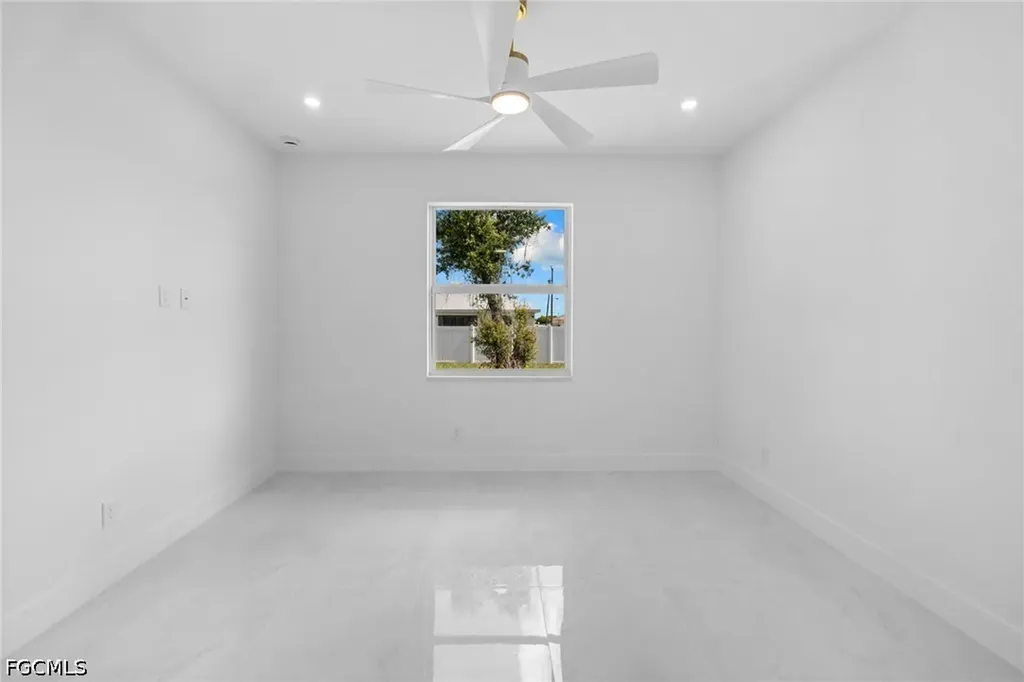 1337 NE 33rd Street Cape Coral FL 33909