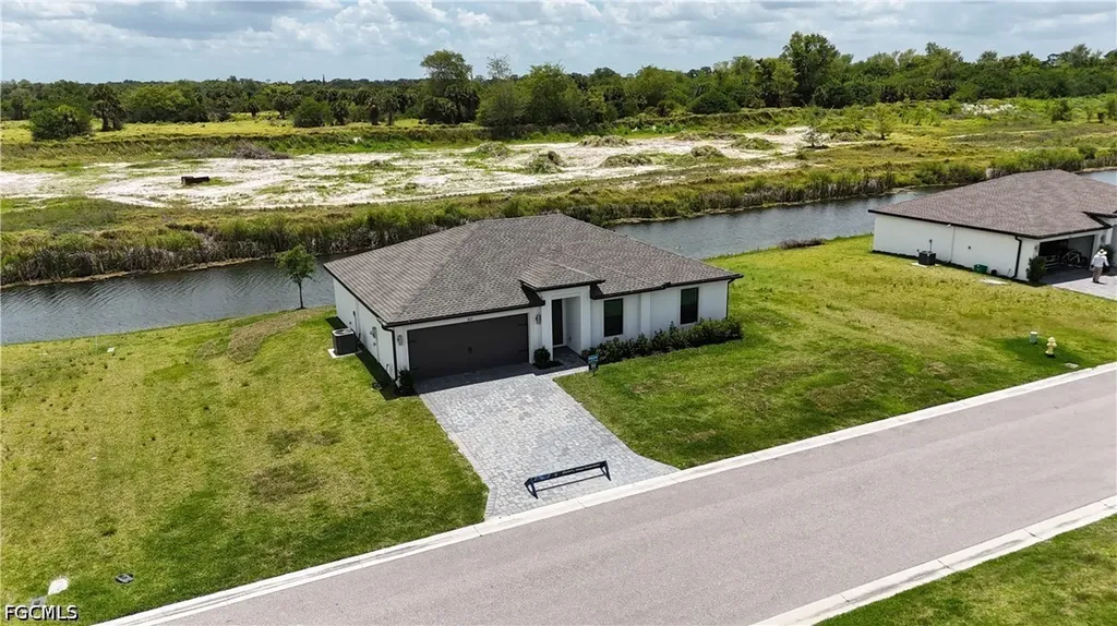 821 General Chesty Puller Court Labelle FL 33935