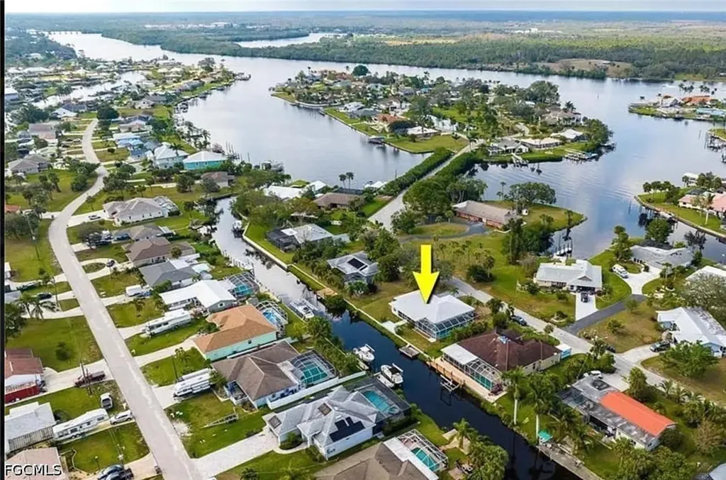 Fort Myers FL, 13511 Island Road