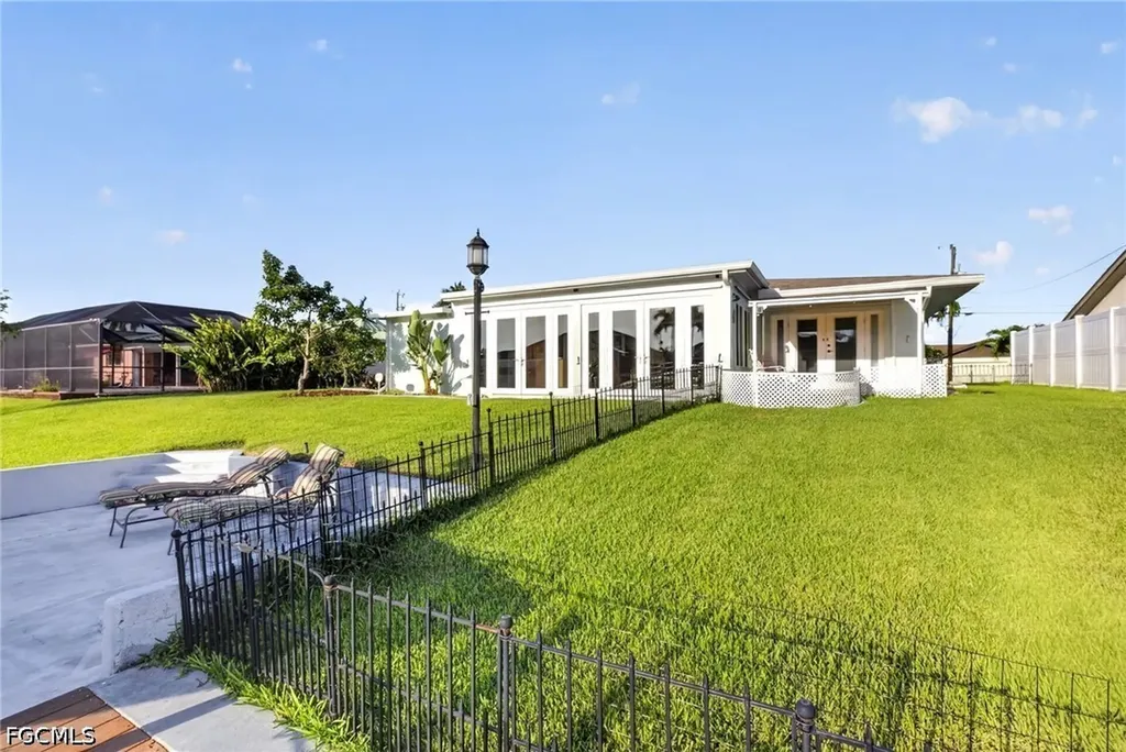 3336 SE 19th Avenue Cape Coral FL 33904