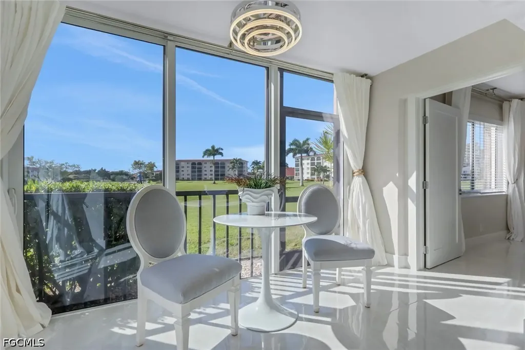 9 High Point Circle N Naples FL 34103