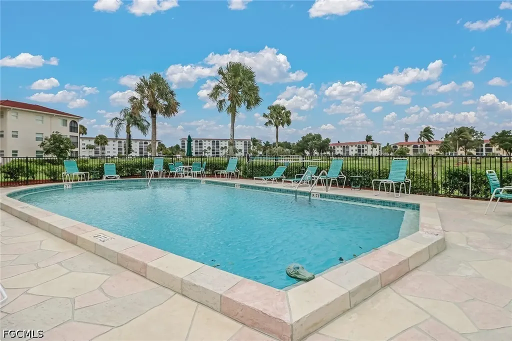 9 High Point Circle N Naples FL 34103