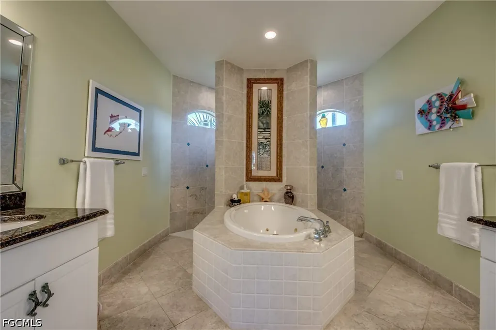 2932 NW 18th Terrace Cape Coral FL 33993