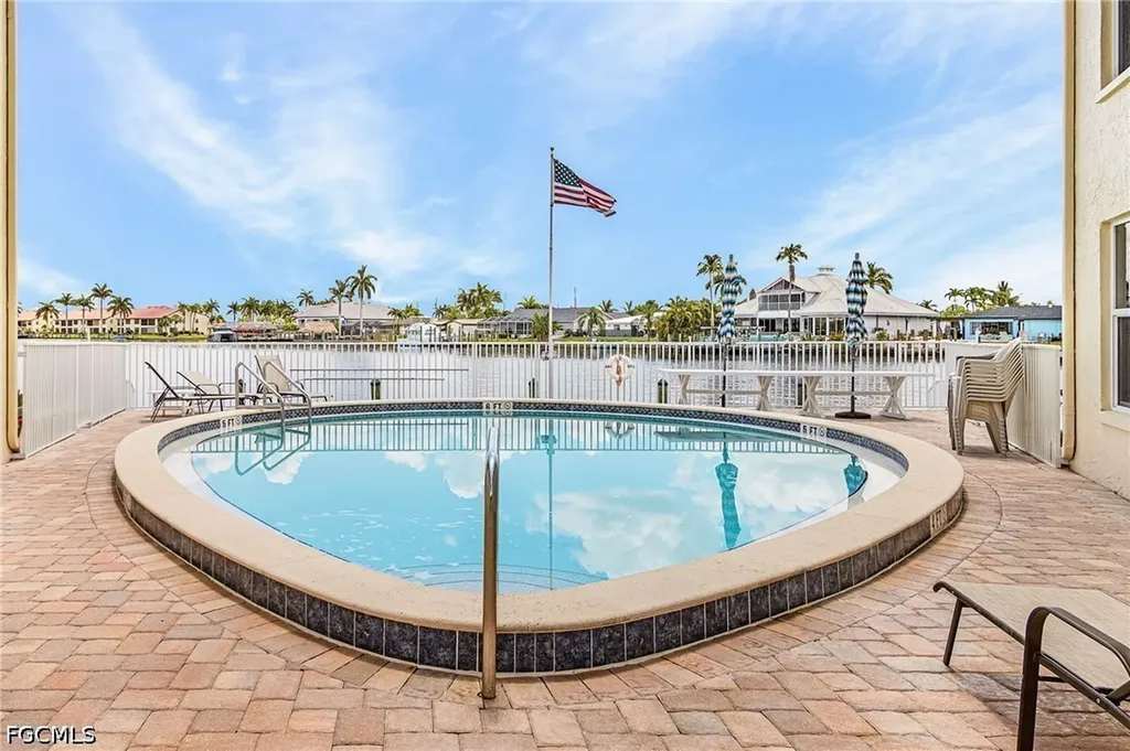 408 Tudor Drive Cape Coral FL 33904
