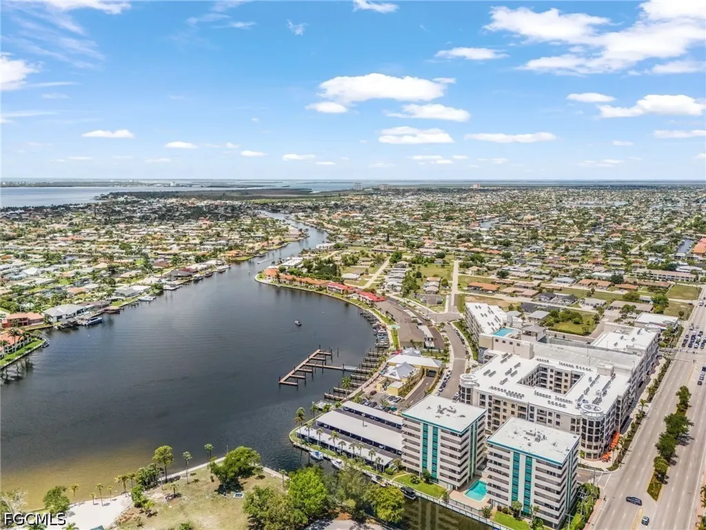408 Tudor Drive Cape Coral FL 33904