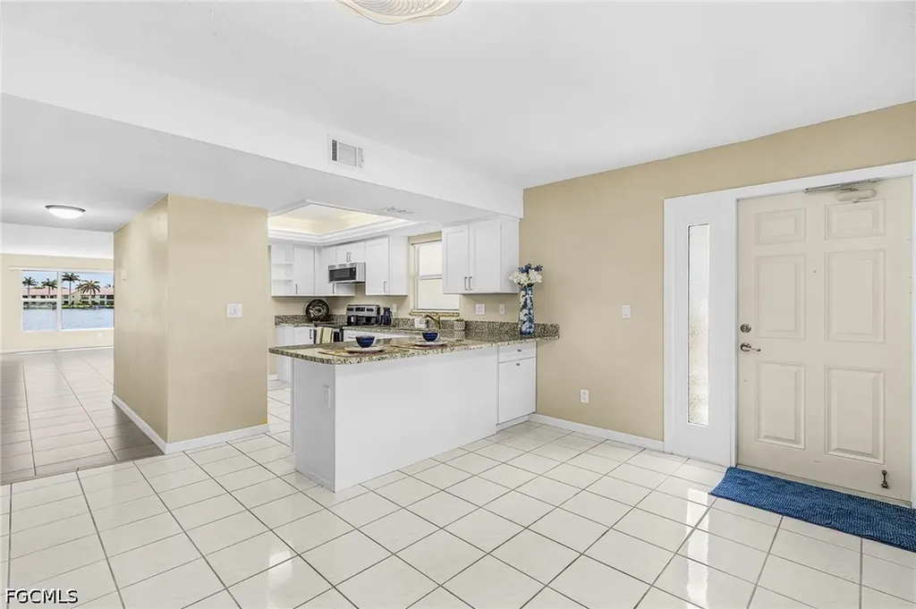 408 Tudor Drive Cape Coral FL 33904