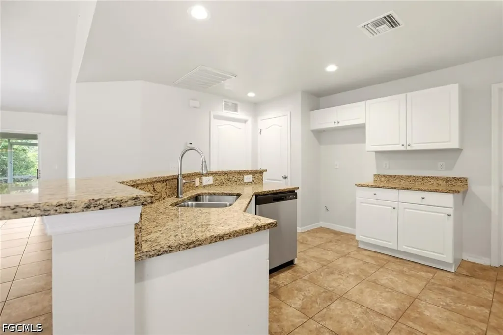 1036 Belmont Street E Lehigh Acres FL 33974