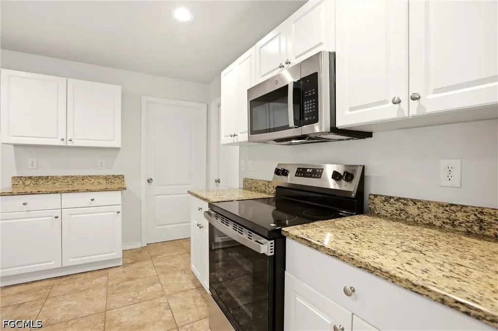 1036 Belmont Street E Lehigh Acres FL 33974