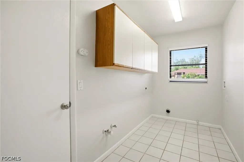 8486 Garden Road Fort Myers FL 33967