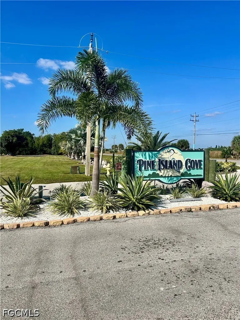 7150 Ladyfish Drive St. James City FL 33956