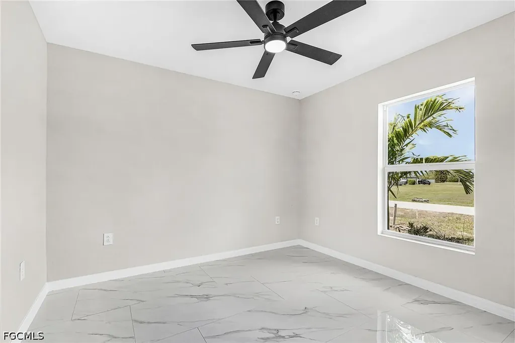 1723 NE 1st Avenue Cape Coral FL 33909