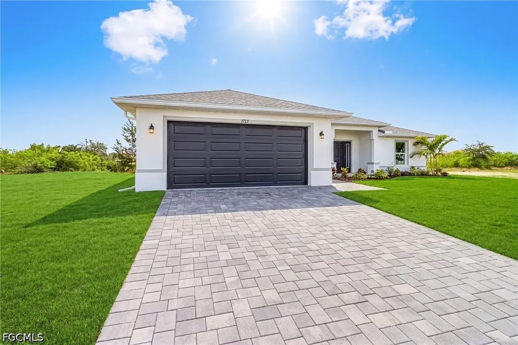 1723 NE 1st Avenue Cape Coral FL 33909