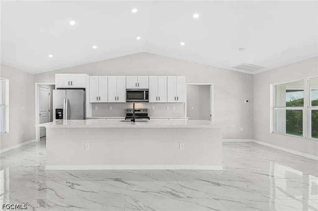 1723 NE 1st Avenue Cape Coral FL 33909