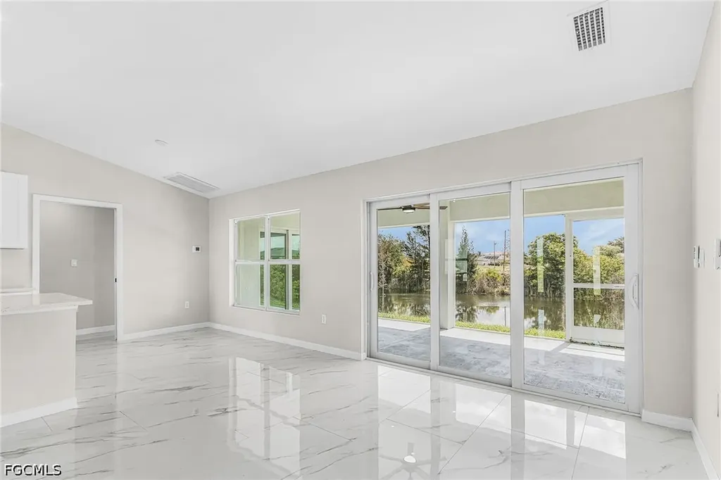 1723 NE 1st Avenue Cape Coral FL 33909