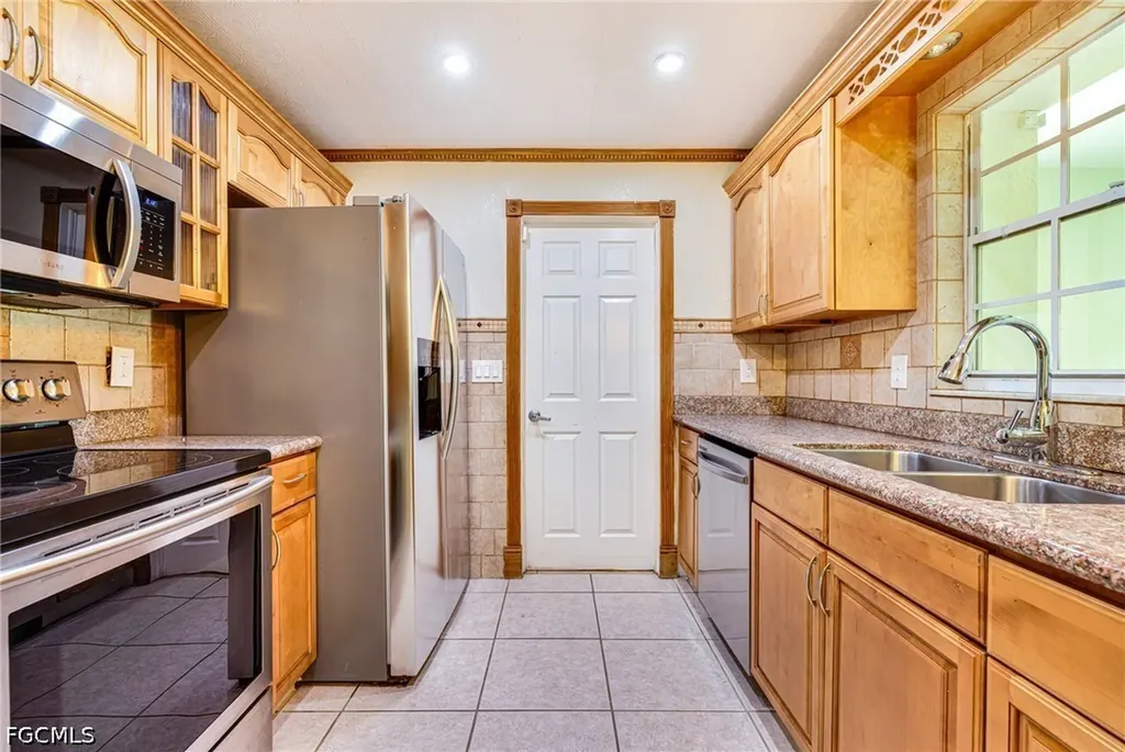 2319 Barcelona Avenue Fort Myers FL 33905