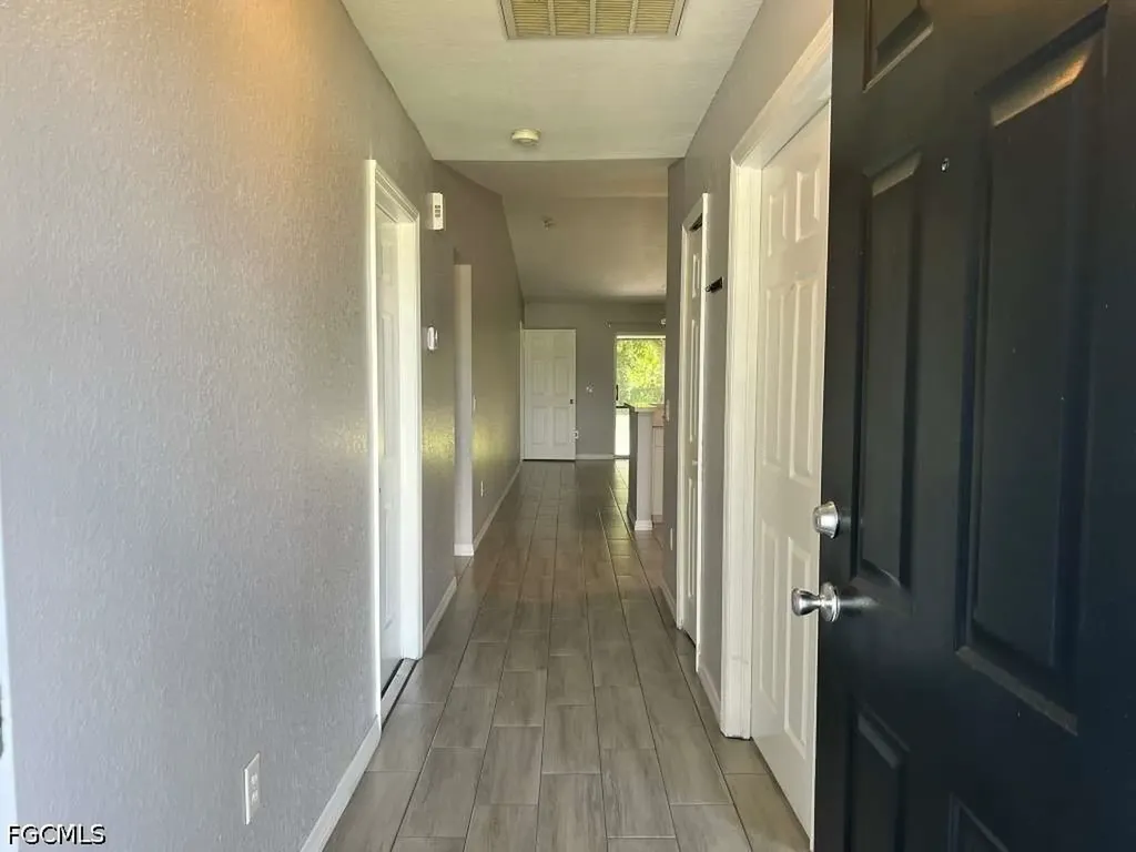 715 SE 24th Avenue Cape Coral FL 33990