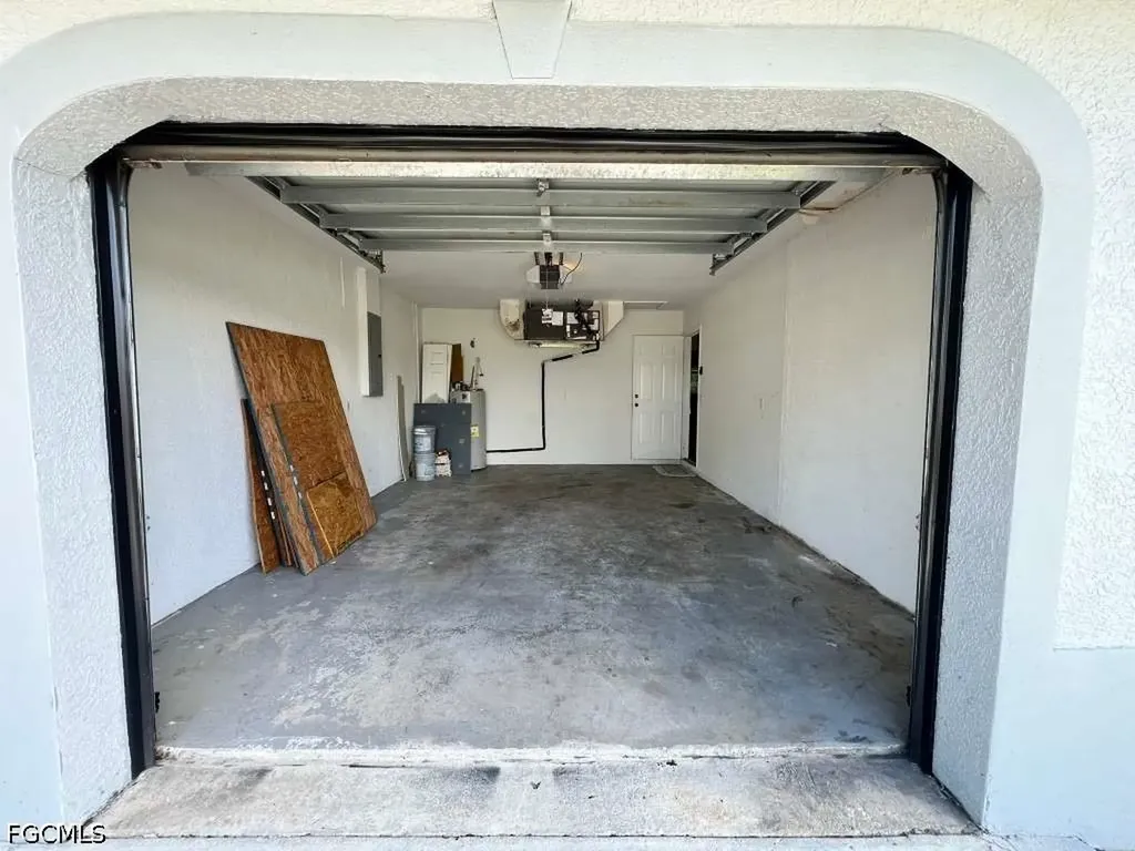 715 SE 24th Avenue Cape Coral FL 33990