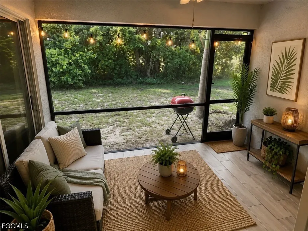 715 SE 24th Avenue Cape Coral FL 33990