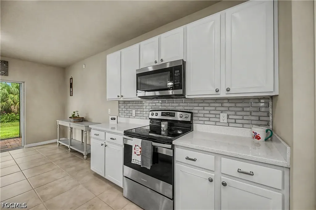 2495 Ciales Court Cape Coral FL 33909