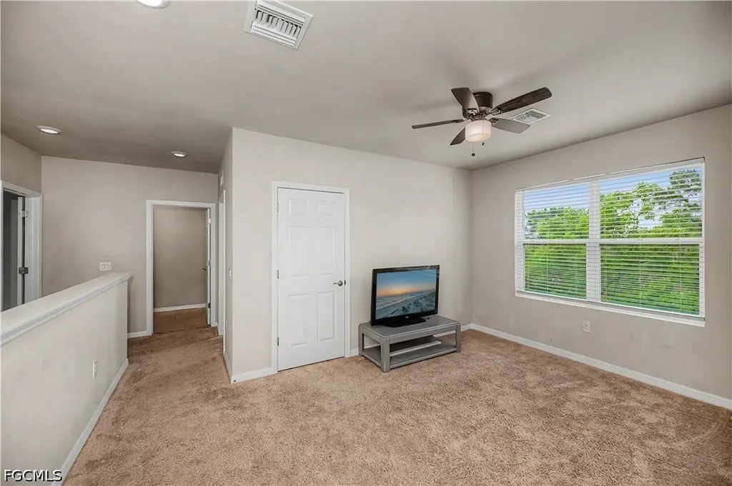 2495 Ciales Court Cape Coral FL 33909
