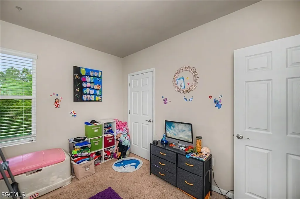 2495 Ciales Court Cape Coral FL 33909