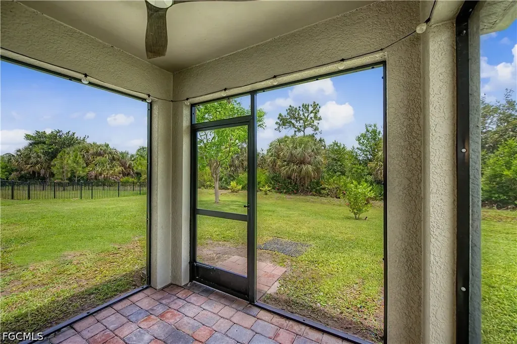 2495 Ciales Court Cape Coral FL 33909