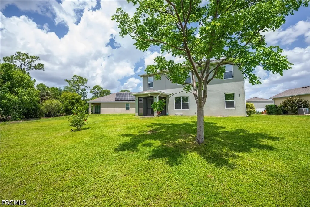 2495 Ciales Court Cape Coral FL 33909