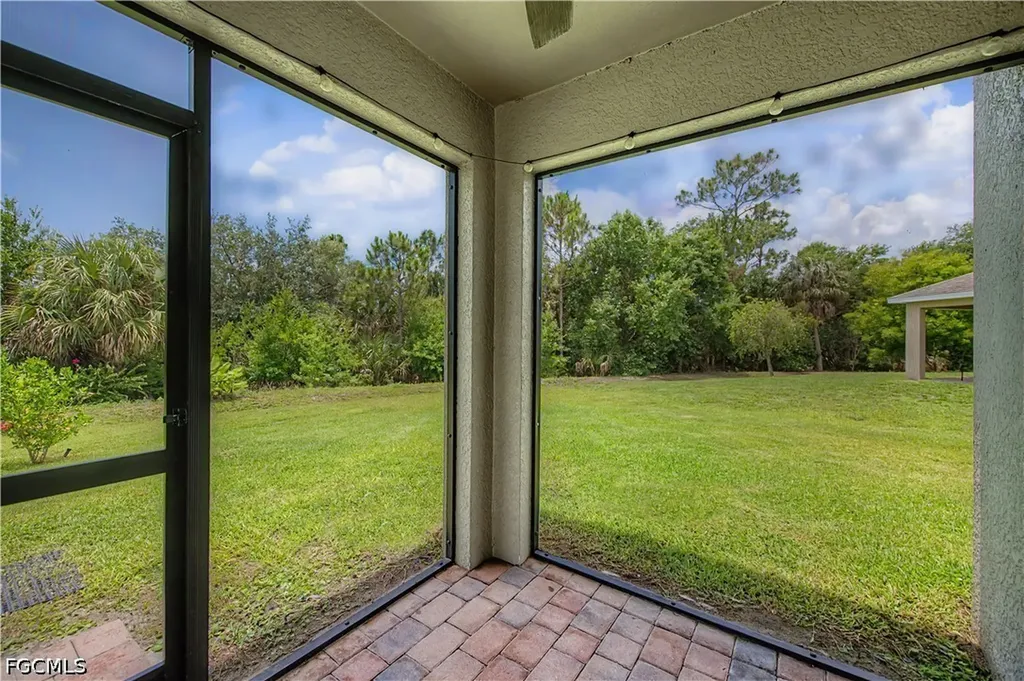 2495 Ciales Court Cape Coral FL 33909