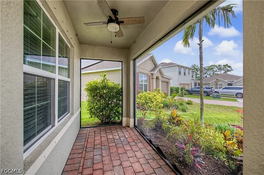 2495 Ciales Court Cape Coral FL 33909