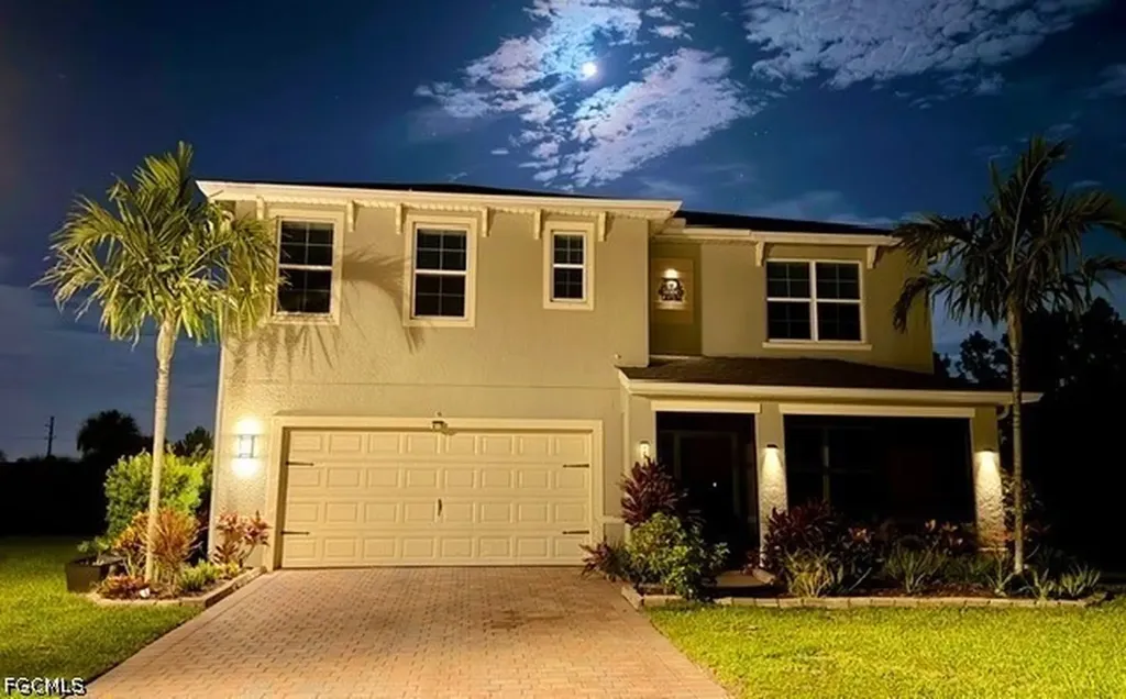 2495 Ciales Court Cape Coral FL 33909