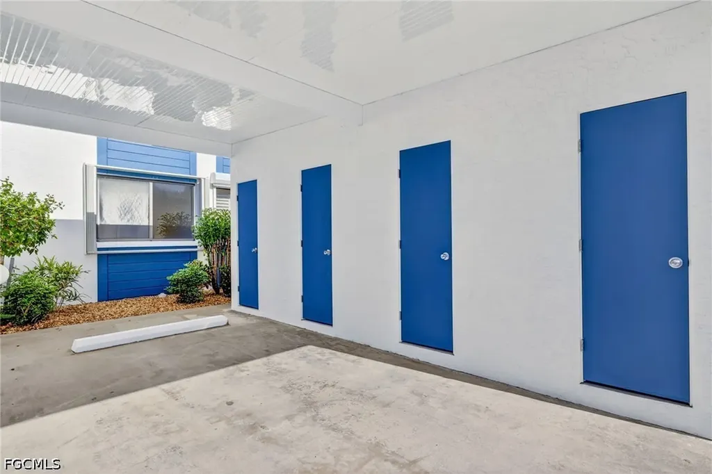 4904 Vincennes Street Cape Coral FL 33904