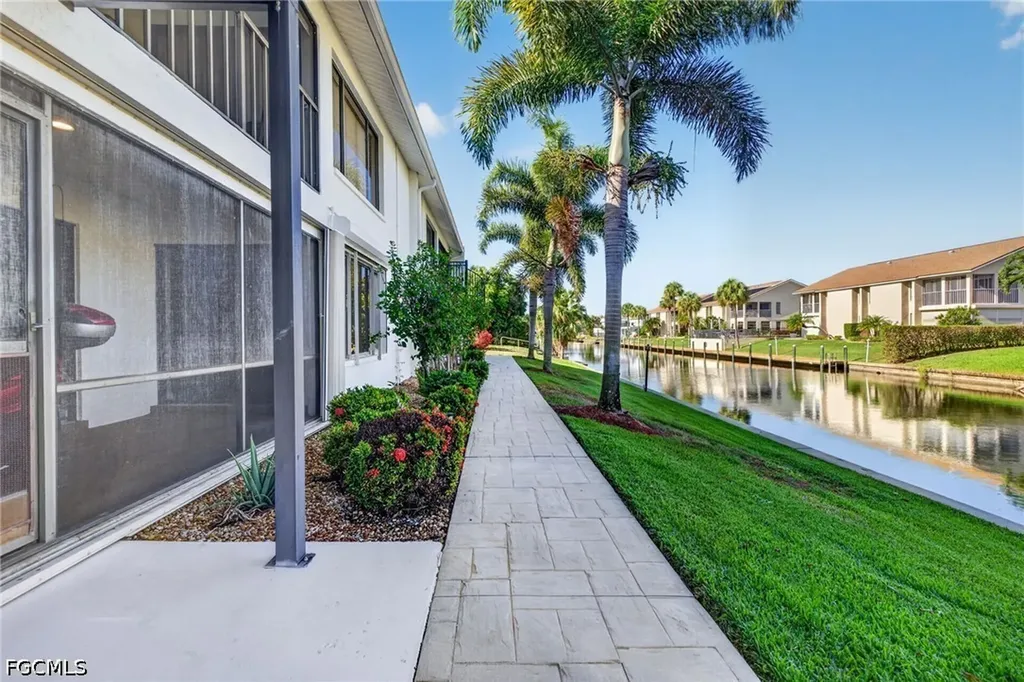 4904 Vincennes Street Cape Coral FL 33904