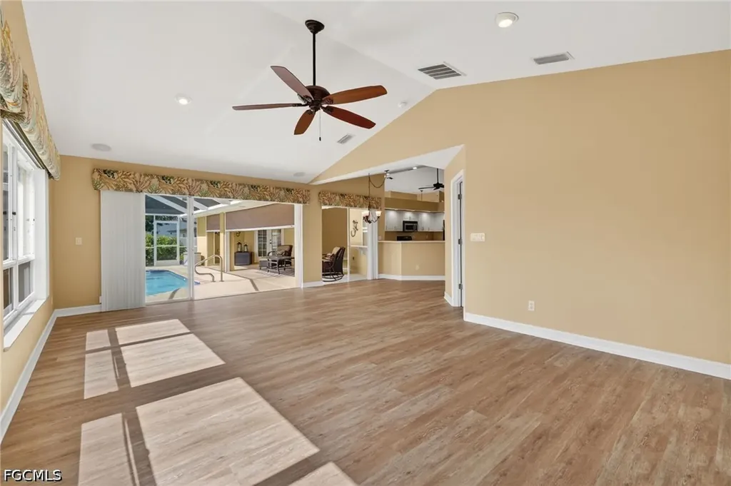 5329 SW 8th Court Cape Coral FL 33914