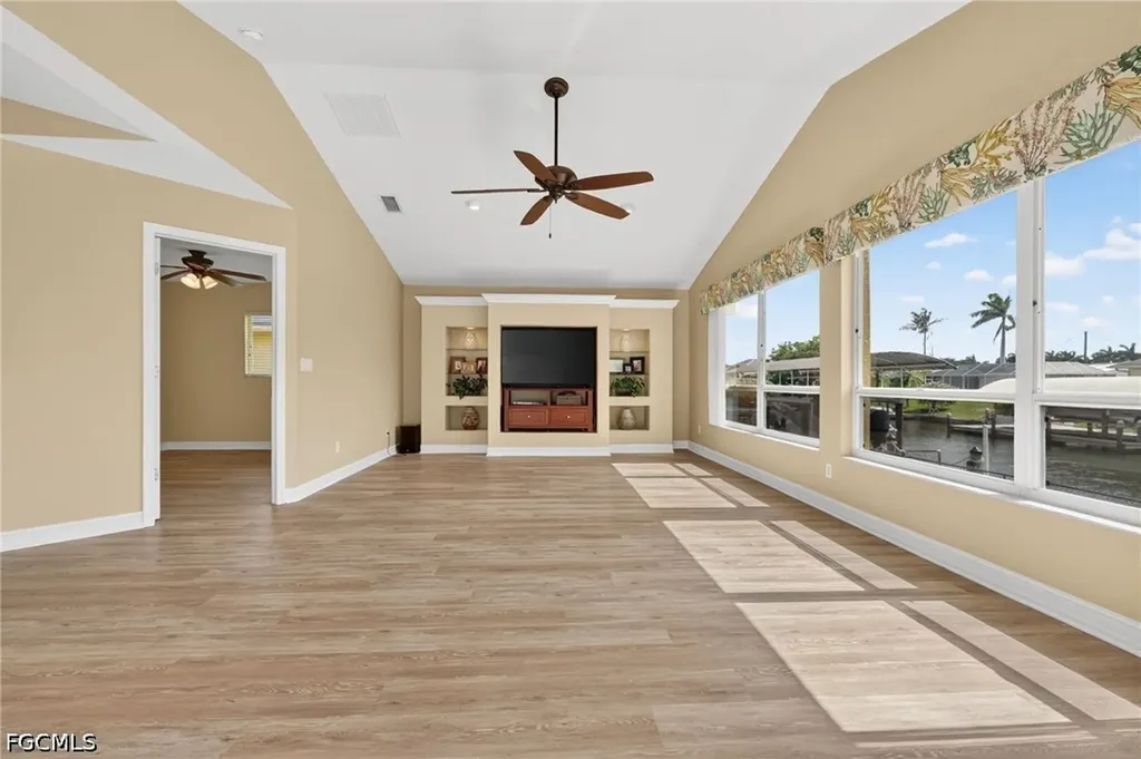 5329 SW 8th Court Cape Coral FL 33914