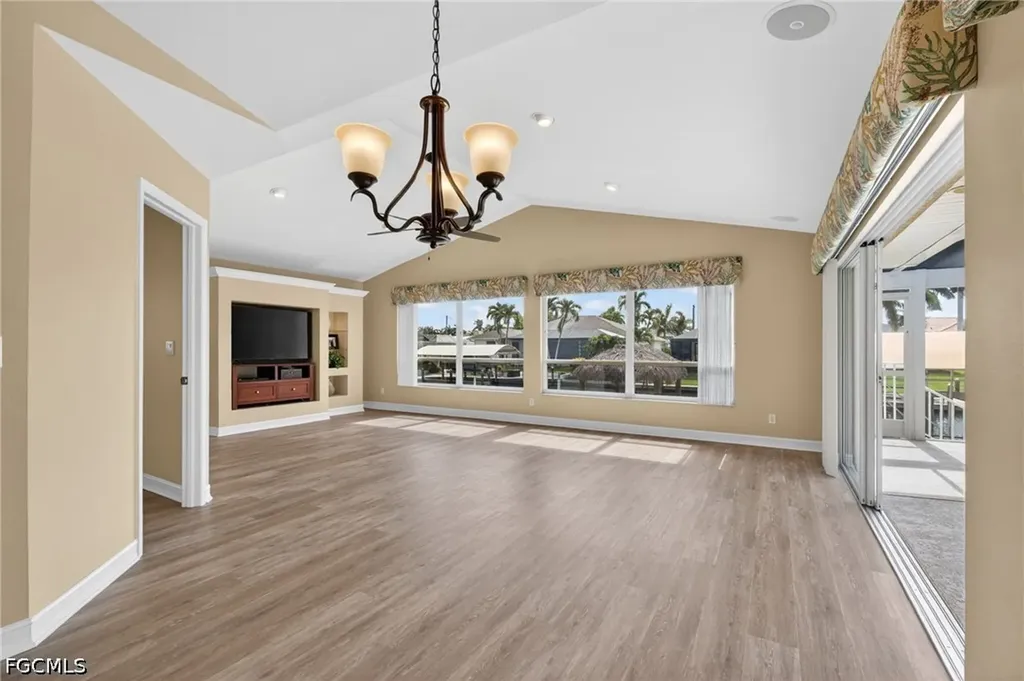 5329 SW 8th Court Cape Coral FL 33914
