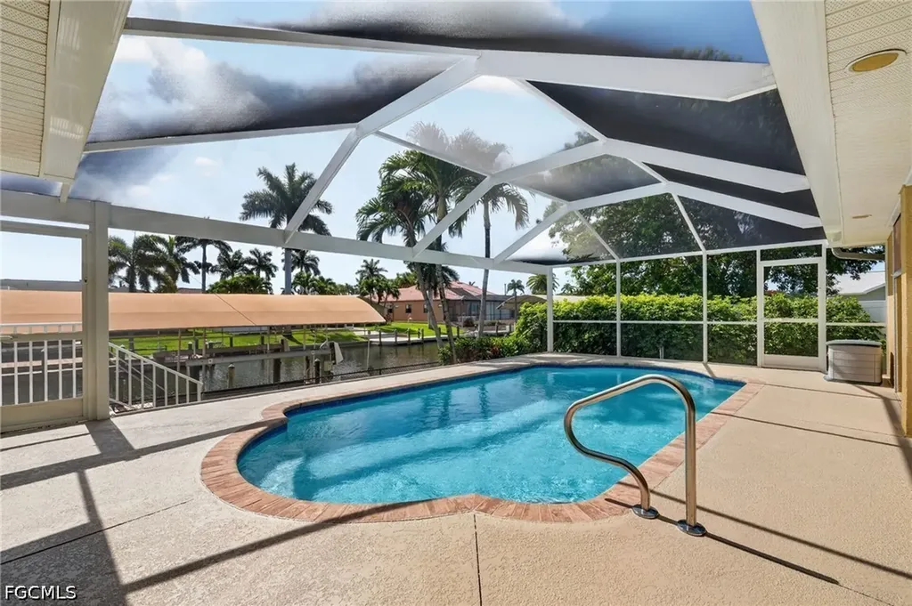 5329 SW 8th Court Cape Coral FL 33914