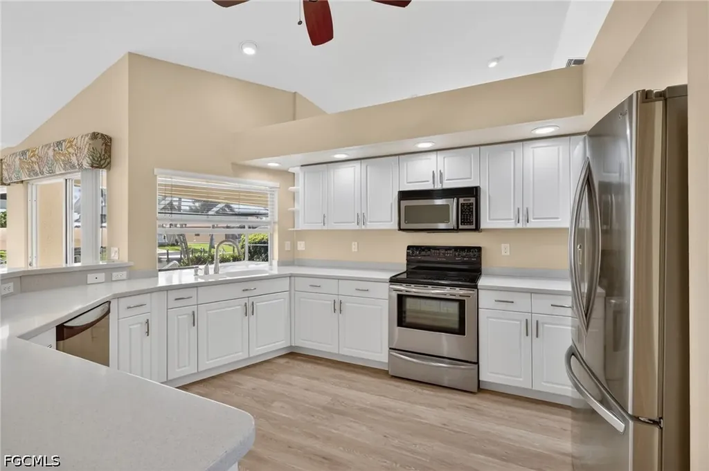 5329 SW 8th Court Cape Coral FL 33914