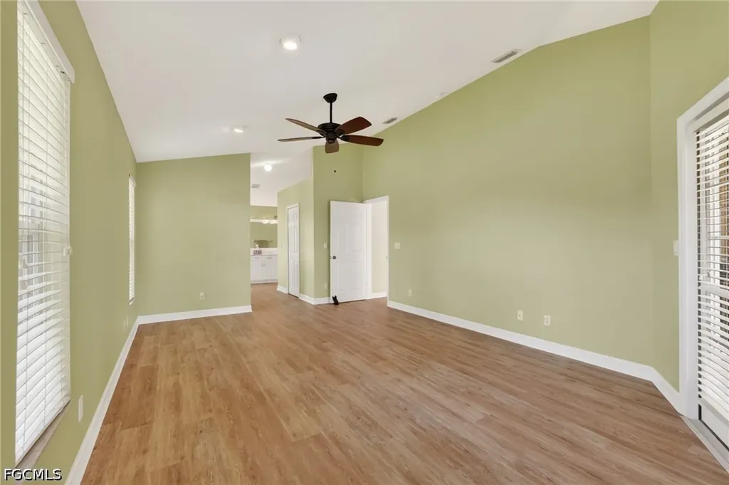 5329 SW 8th Court Cape Coral FL 33914