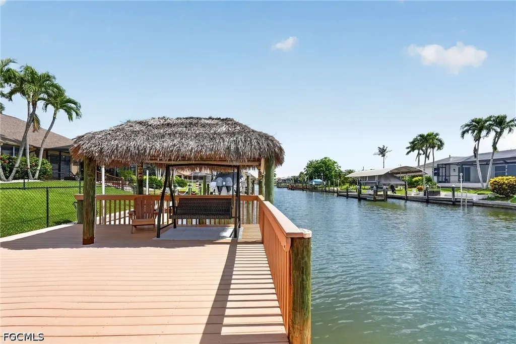 5329 SW 8th Court Cape Coral FL 33914