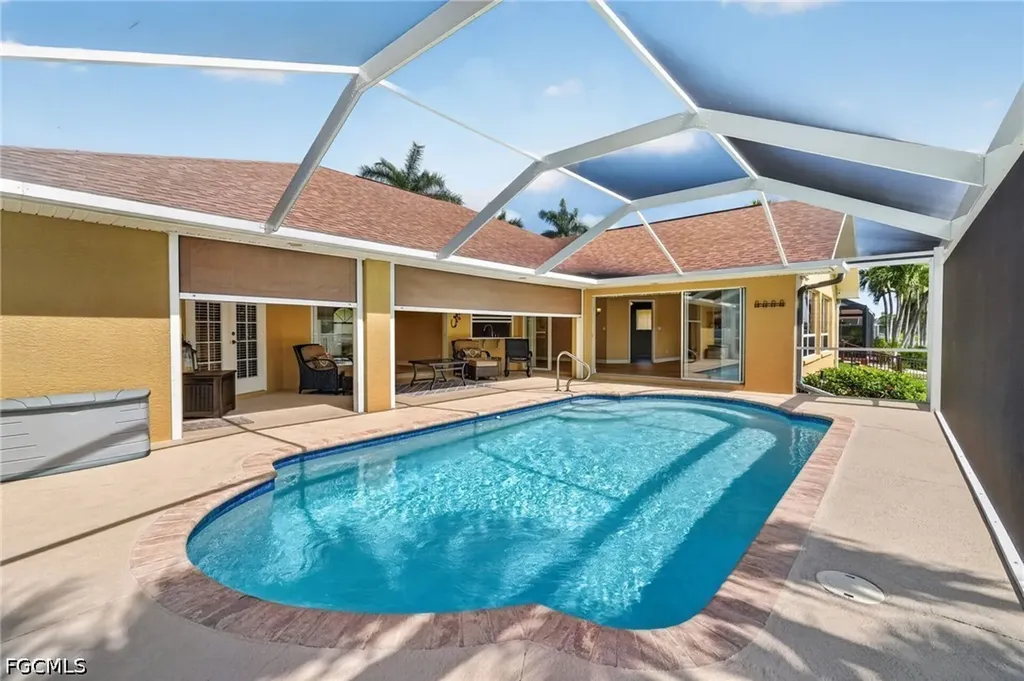 5329 SW 8th Court Cape Coral FL 33914