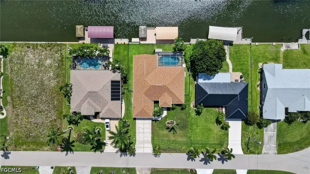 5329 SW 8th Court Cape Coral FL 33914
