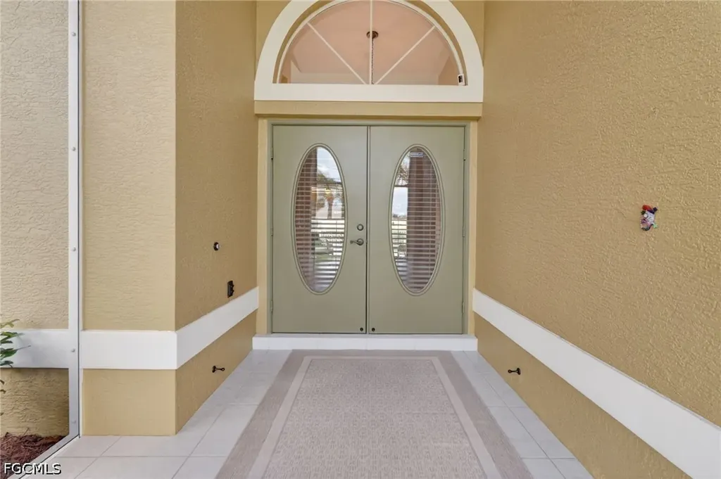 5329 SW 8th Court Cape Coral FL 33914
