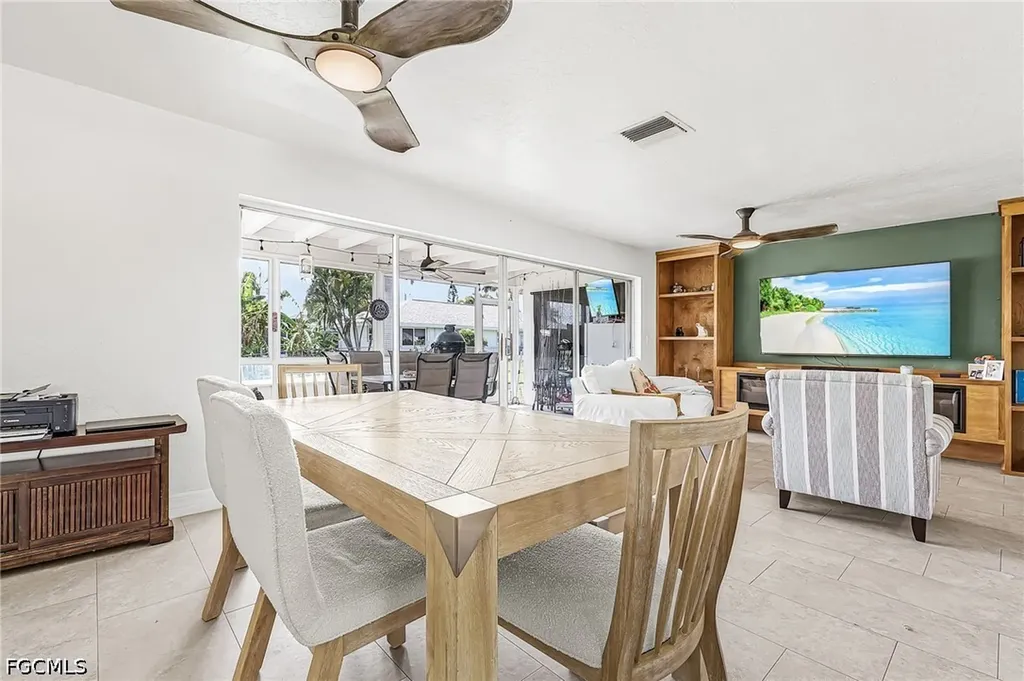 3009 SE 19th Place Cape Coral FL 33904