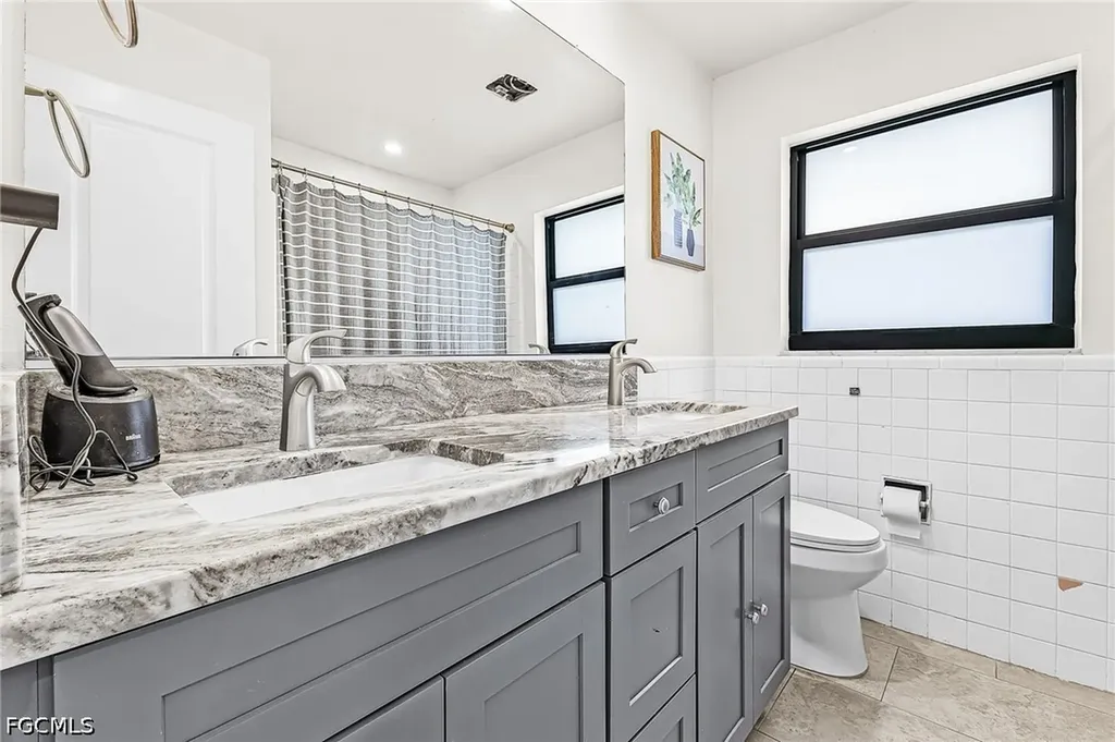 3009 SE 19th Place Cape Coral FL 33904