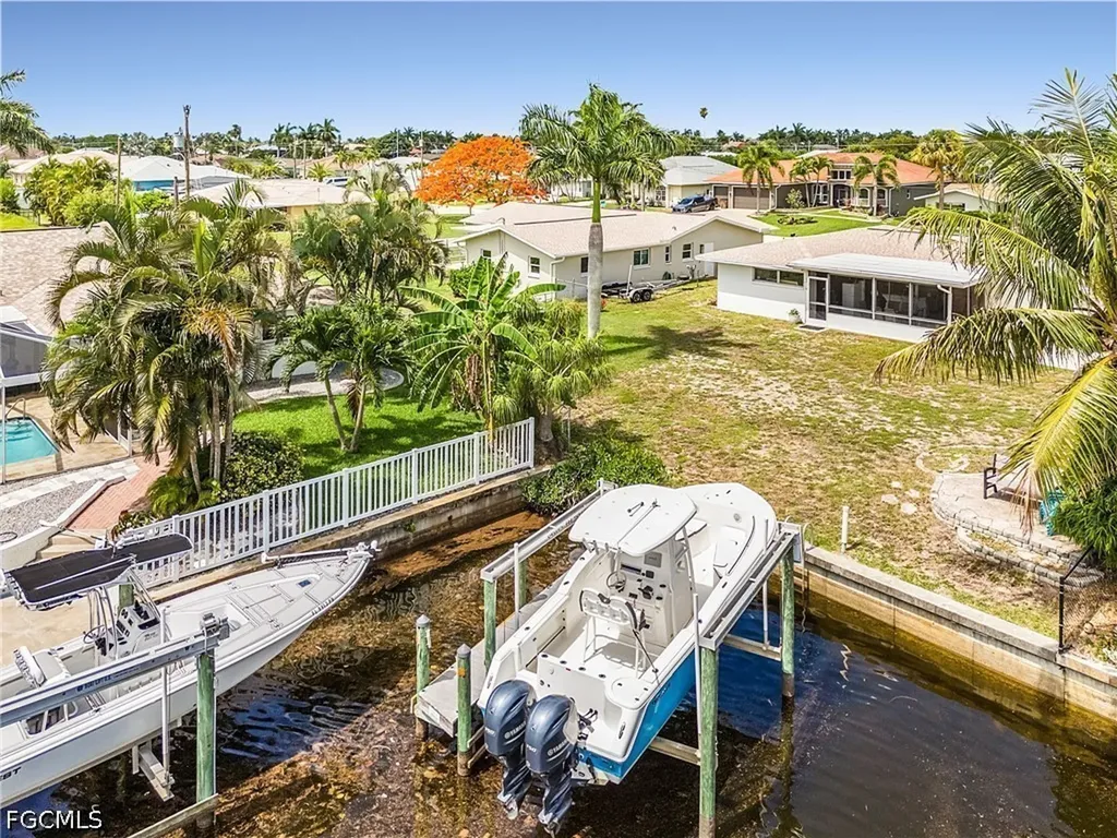 3009 SE 19th Place Cape Coral FL 33904
