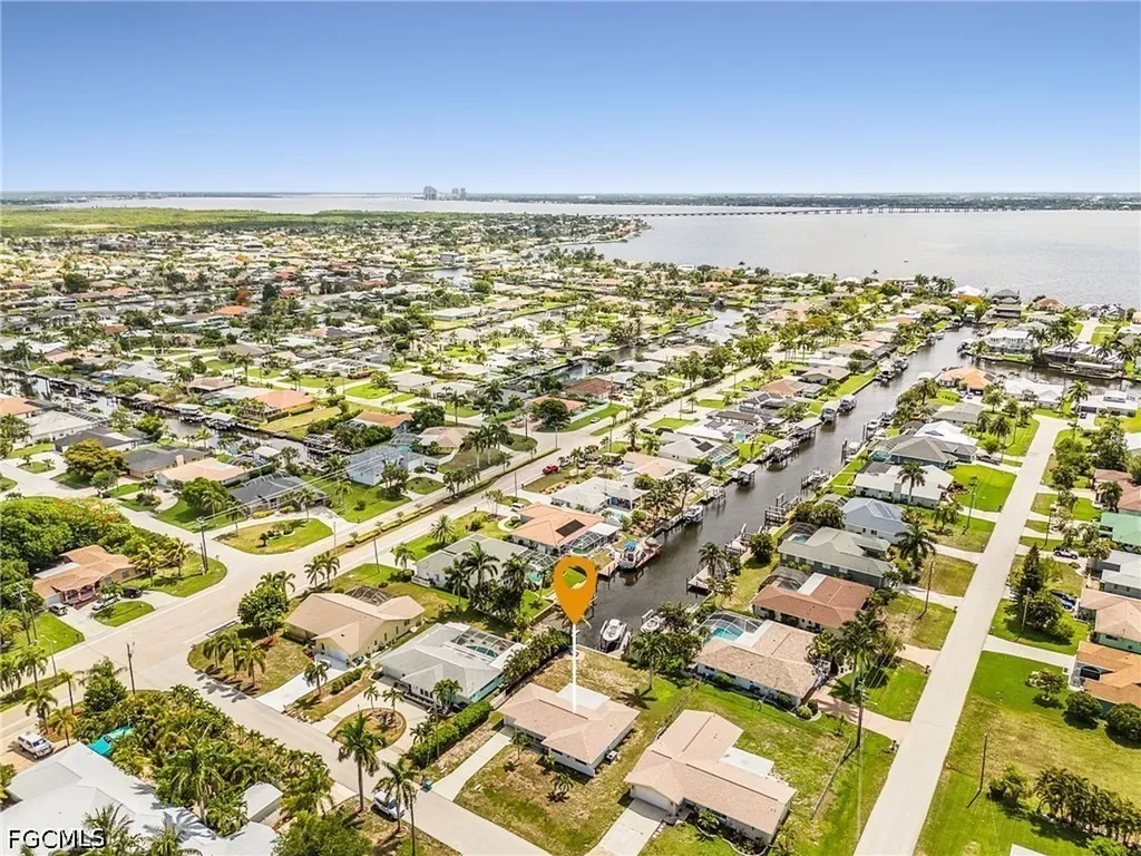 3009 SE 19th Place Cape Coral FL 33904