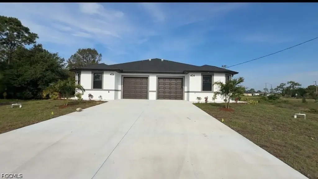 404-406 Chalet Avenue S Lehigh Acres FL 33974