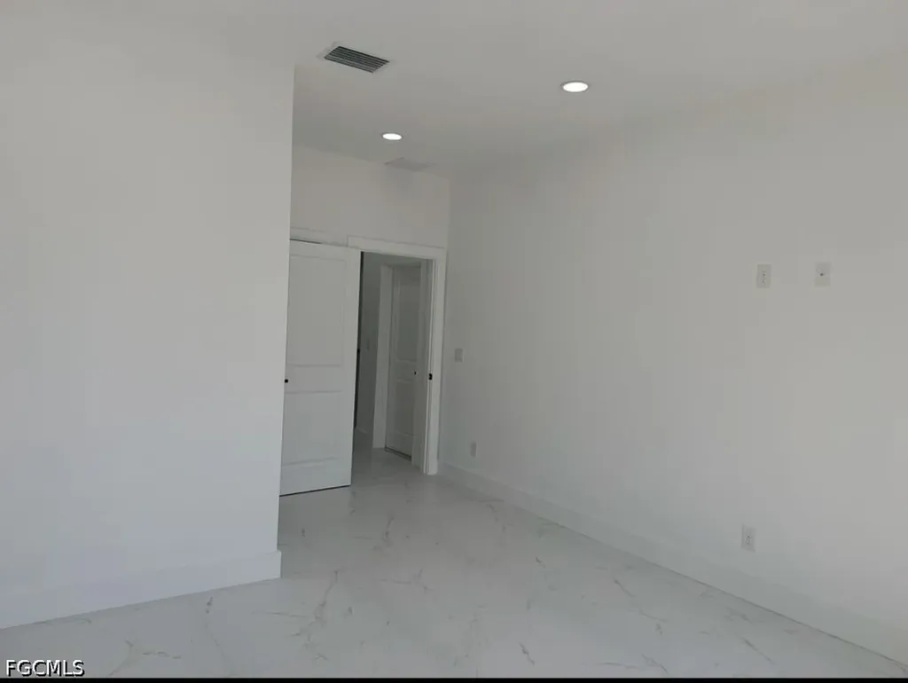 404-406 Chalet Avenue S Lehigh Acres FL 33974