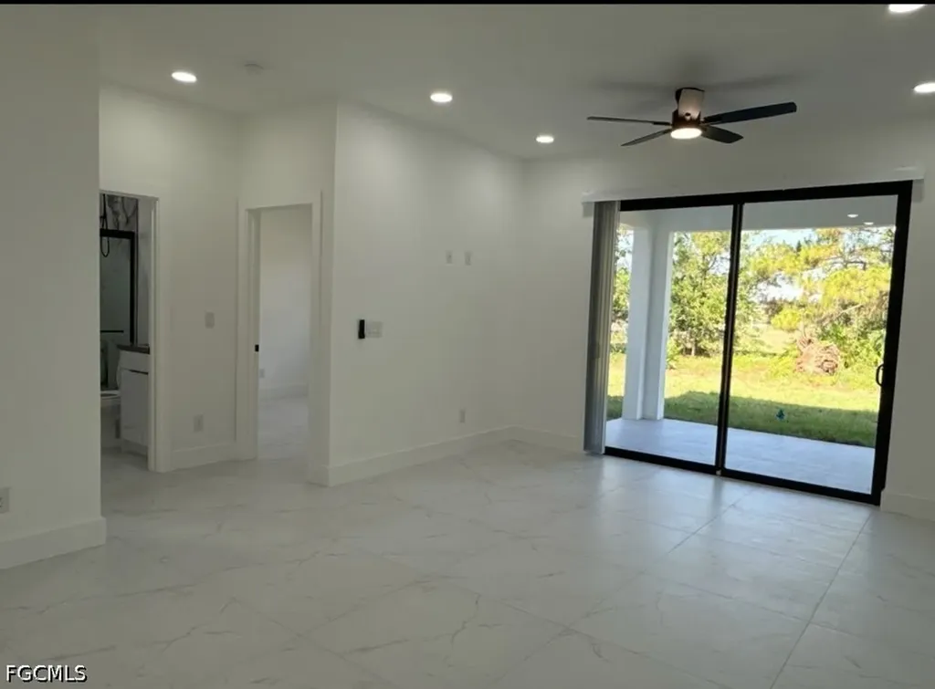 404-406 Chalet Avenue S Lehigh Acres FL 33974