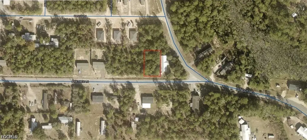 16-3N-20-28060-017-0180 Pinetree Lane Defuniak Springs FL 32433